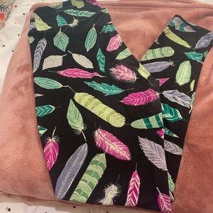 Set of 3 Pairs of LulaRoe Leggings 1-TCand 2-TC2
